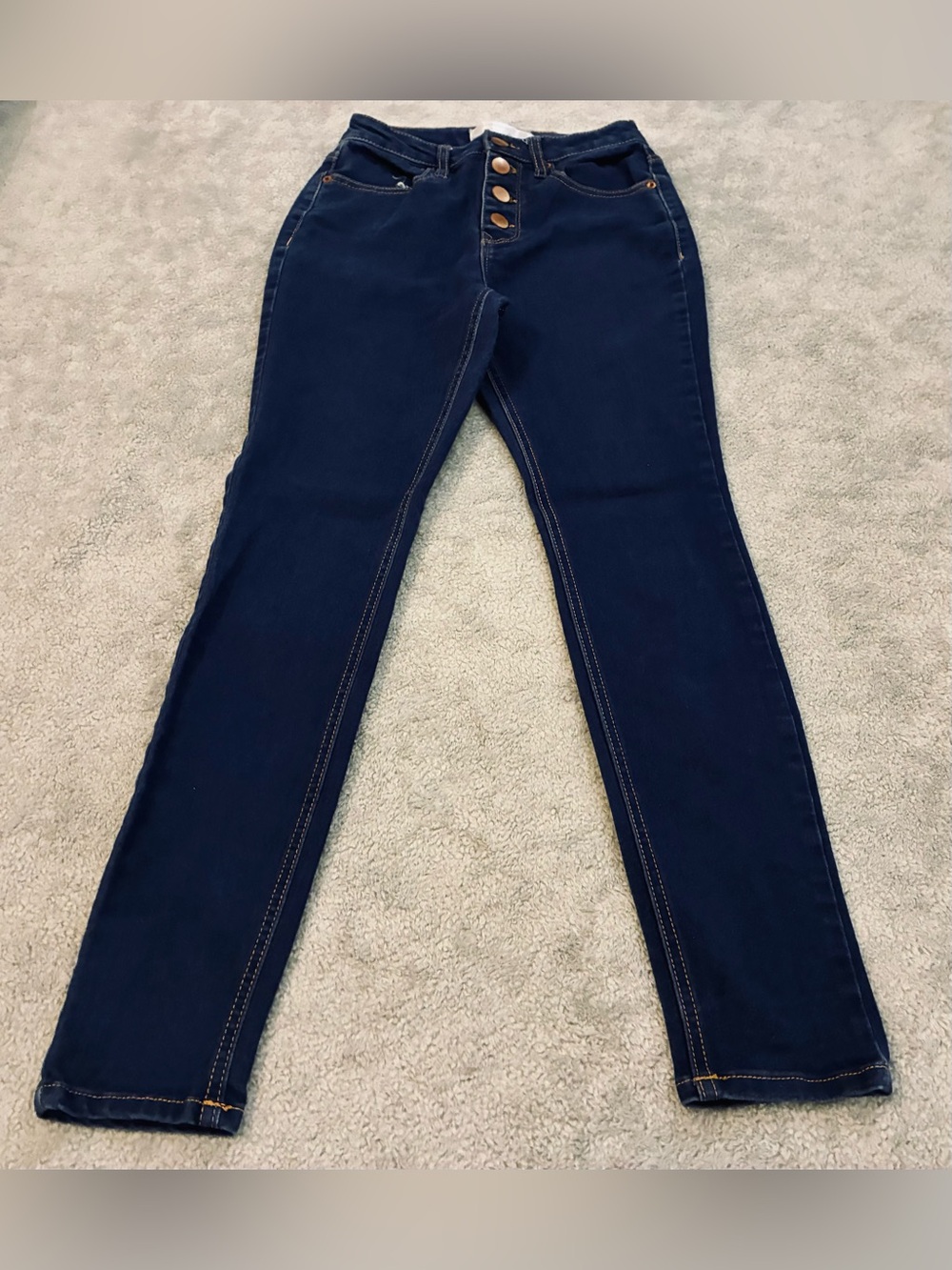 No Boundaries Dark Blue Skinny Jeans with Button Fly Size Women’s 5